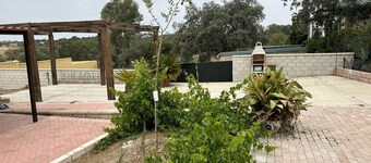 Country House 'Casaruralsevilla La Cabaña De Petra' with Mountain View, Wi-Fi and Air Conditioning