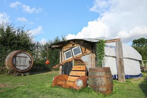 Cabin | Exterior - Little Lodge Glamping (Diss)