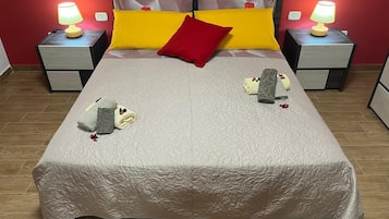 Comfort-Doppel- oder -Zweibettzimmer, Blick auf den Innenhof