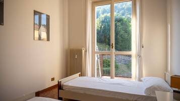 2 bedrooms, free WiFi, bed sheets