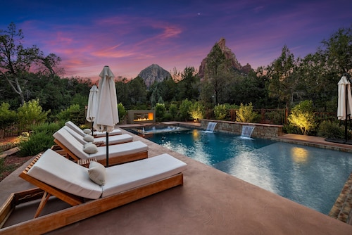 Luxury Estate w/ Views, Pool, Spa & Casita