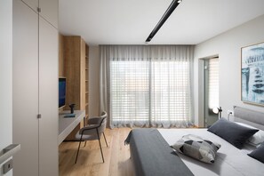 4 dormitorios, tabla de planchar con plancha, wifi gratis y ropa de cama