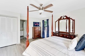 5 chambres, bureau, Wi-Fi, draps fournis
