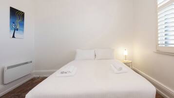 2 bedrooms, Internet, bed sheets