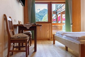 1 chambre, Wi-Fi gratuit, draps fournis