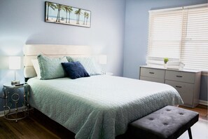 3 bedrooms, desk, iron/ironing board, free WiFi