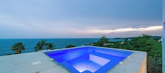 Ocean View Villa with Infinity Pool & Rooftop Plunge Pool