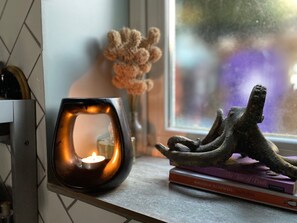 Interior detail - London Oasis - 2 Bedroom Apartment (London)