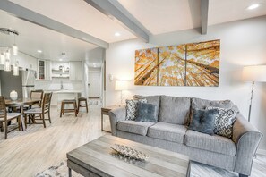 Apartment (2 Bedrooms) | Interior - Pet-friendly Apt w/ Views: 6 Mi to Keystone Resort (Silverthorne)