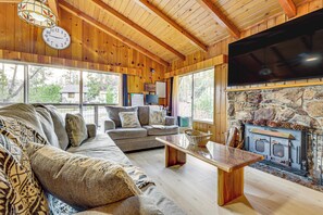 House (2 Bedrooms) | Interior - Peaceful Wooden Cabin, 2 Mi to Bass Lake! (Oakhurst)