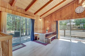 Casa (2 Bedrooms) | Interior