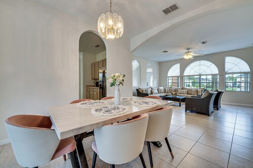 Private Pool & Lanai: Family Home in Haines City!