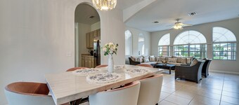 Private Pool & Lanai: Family Home in Haines City!