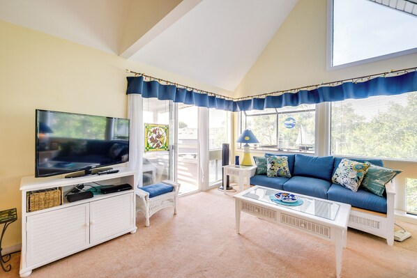 Apartment (2 Bedrooms) | Front of property - Pool Access & Close to Beach: Myrtle Beach Condo (Myrtle Beach)