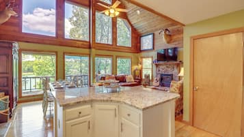 House (1 Bedroom) | Interior