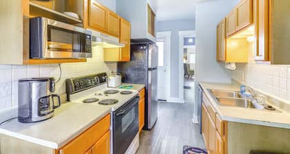 Dog-friendly Dayton Home: 1 Mi to Downtown!