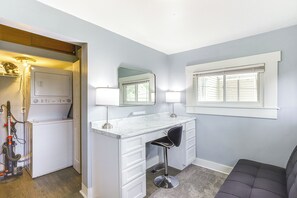 House (2 Bedrooms) | Bahagian dalam