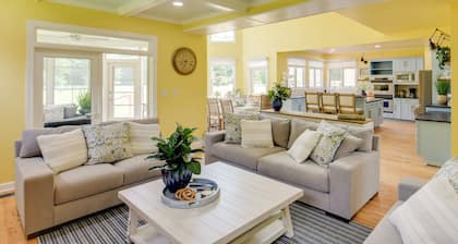 8 Mi to Ocean City Beach: Renovated Maryland Home