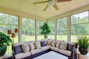 House (4 Bedrooms) | Interior