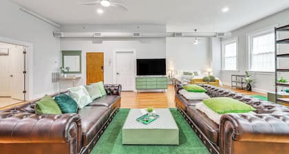Modern Downtown Studio - Walk to Augusta Common!