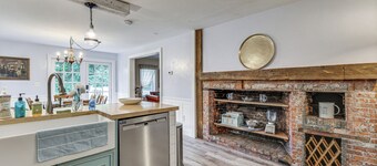 Quintessential New England Home w/ Patio & Grill!