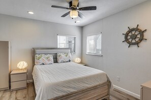 House (2 Bedrooms) | Interior - Walk to Sand: Surfside Beach Getaway w/ Deck (Freeport)