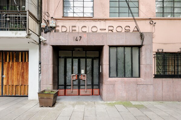 Apartment - Majestic 1BR With Comfy Deco in Condesa (Mexico City)