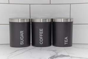 Hair dryer, towels, soap, shampoo - Brighton City Centre Seafront Studio BN12SIL04 (Brighton and Hove)