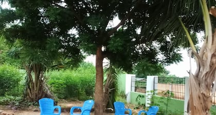 Greenwood Villa, Volta Region, Sleeps 12