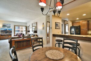 Interior - Village Antero Mountain Getaway: Ski In/Out, Resort Amenities, Peak 9 (Breckenridge)