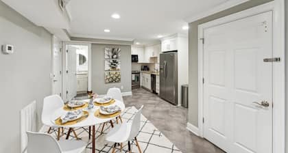 West Taylor Garden Retreat