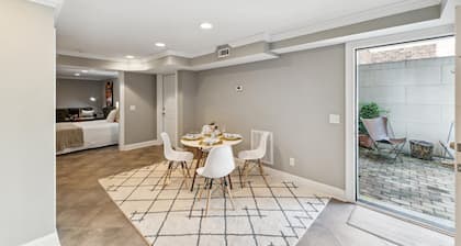 West Taylor Garden Retreat