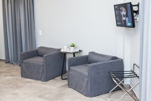 Tabla de planchar con plancha, cunas gratuitas y wifi gratis 