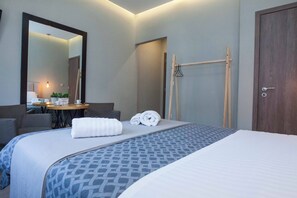 Iron/ironing board, free cots/infant beds, free WiFi, bed sheets - Elegant Rooms Athens (Athens)