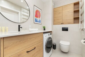 Bathroom - Apartment With Parking by Renters (Gdansk)