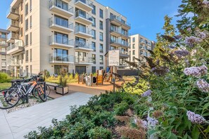 Exterior - Apartment With Parking by Renters (Gdansk)