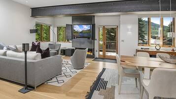 Duplex, 3 Bedrooms | View from property