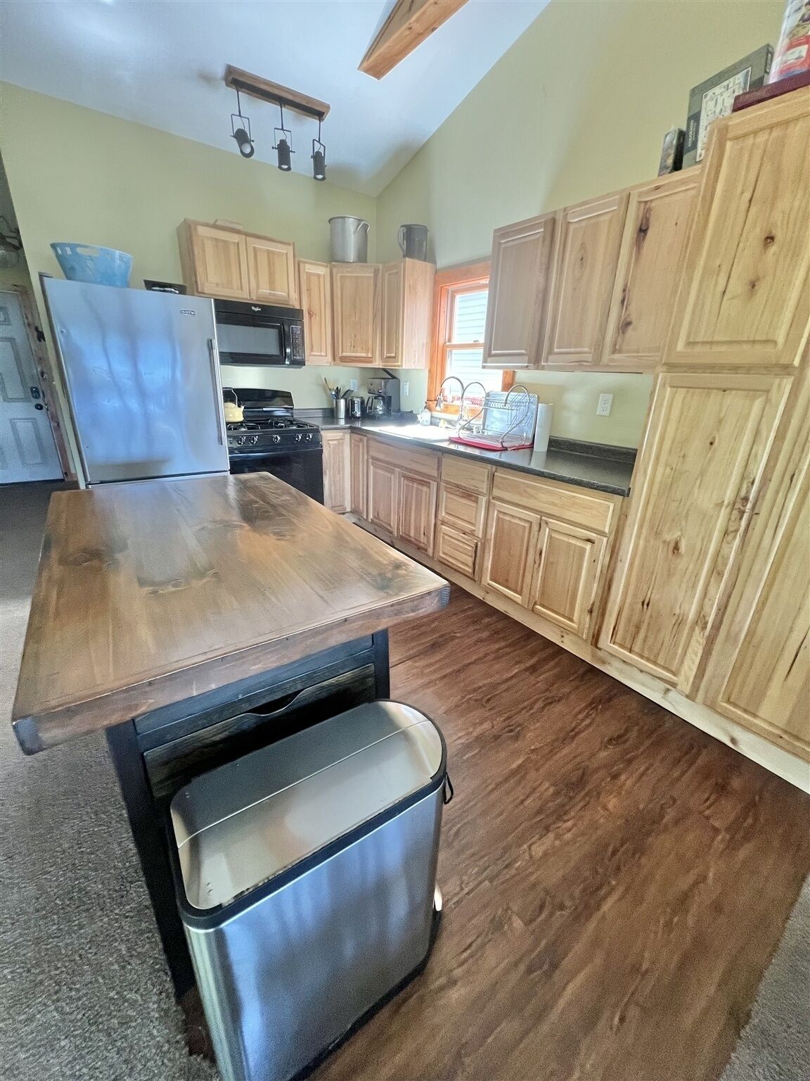 Villa, 2 habitaciones | Cocina privada | Refrigerador, horno, cafetera y tetera y tostadora 