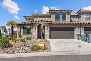 Hus - 5 soveværelser | Udendørsområde