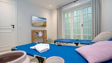 Spielezimmer