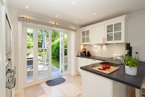 Imagen sin descripción, 4 de 38, botón