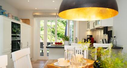 Haus Carstensen Nord - Reetdachhaus für 7 Pers. mit Sauna, Garten, Stellplatz,