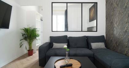 Fourside Deluxe Appartments Le Bourget Suite Victor