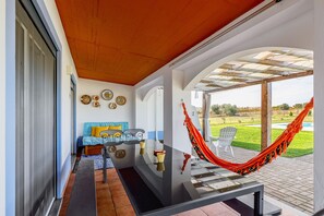 Game room - Holiday Home 'Casa Maria D'Almeida' with Private Pool, Wi-Fi and Air Conditioning (Reguengos de Monsaraz)