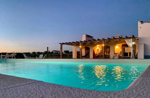 Ferienhaus 'Casa Maria D'Almeida' mit privatem Pool, WLAN und Klimaanlage