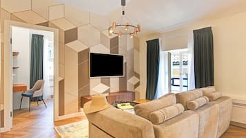Family Apartment, 2 Bedrooms (Novos Diamond) | Living area