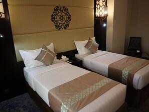 Standard Double or Twin Room, City View | Free WiFi - Al Mukhtara Plaza Hotel (Madinah)