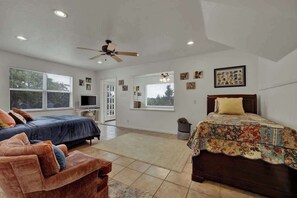 4 bedrooms, iron/ironing board, free WiFi, bed sheets