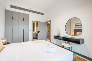 In-room safe, iron/ironing board, free WiFi, bed sheets