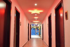 Unclassified image, 3 of 34, button - Jinggangshan Oriental Red Hotel (Jinggangshan City)